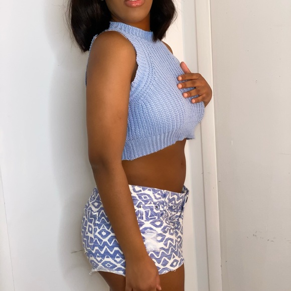 Blue Crop Top - Picture 4 of 4